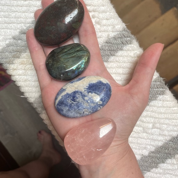 Crystals up for trade - Picture 4 of 15